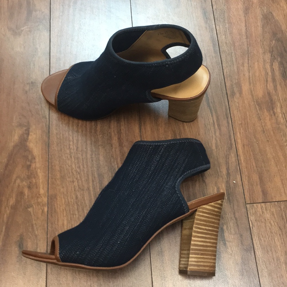 Franco Sarto denim peep toe 8.5   3”heel